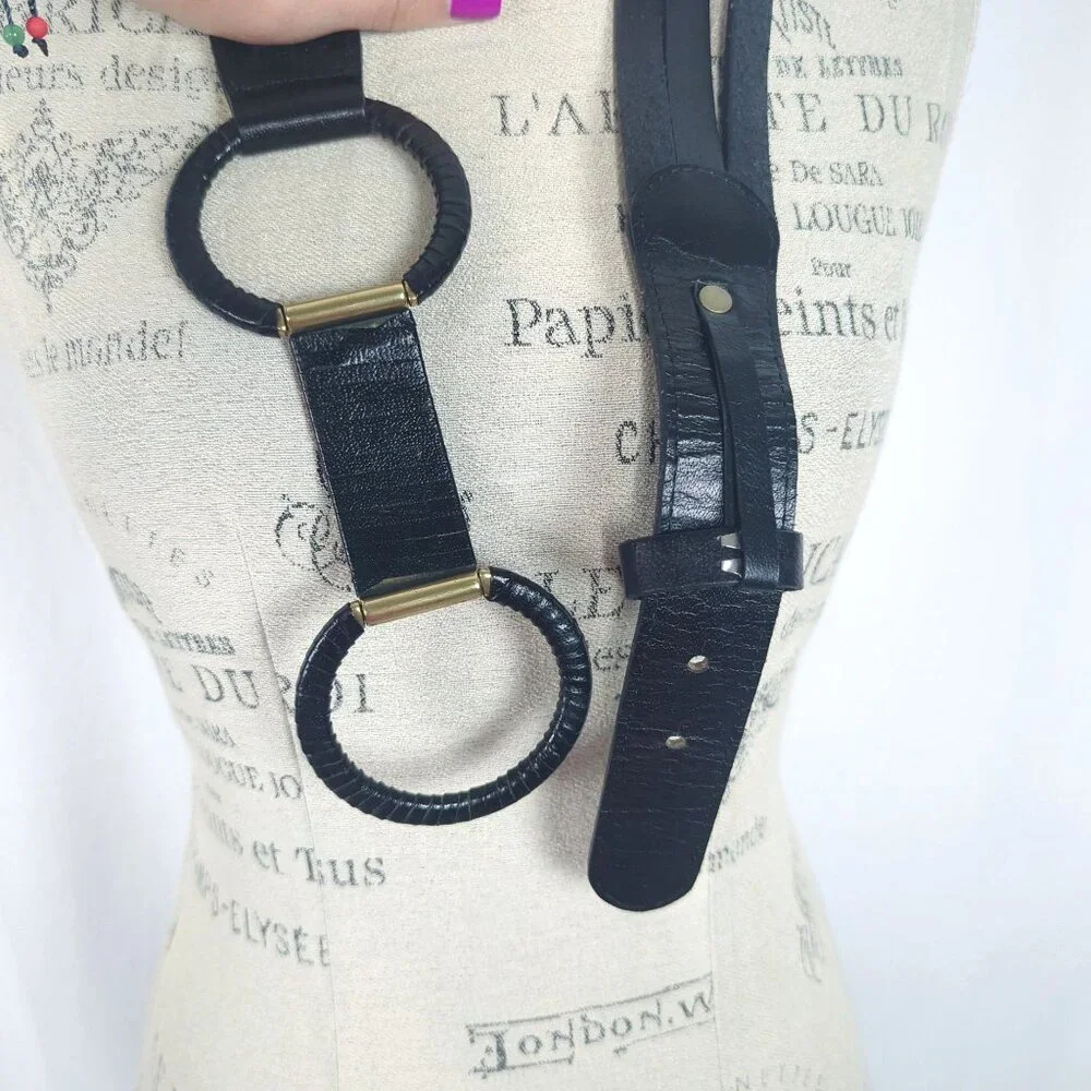Vintage Linea Pelle Leather Black Belt Small Gold